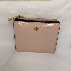 Tory Burch Emerson Small Leather Ladies Wallet Light Pink Bi-fold 4.25" x 3.5"